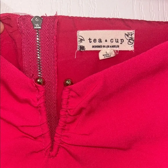 Elegant Pink Puff Sleeve Top - Picture 2 of 2